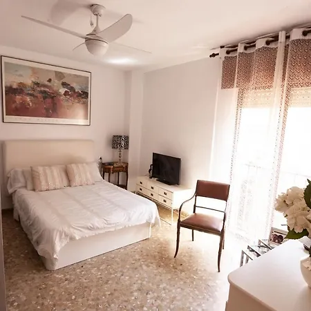 Lola.- De Matrimonio, Con Bano Privado 民宿 *