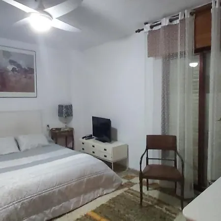 Lola.- De Matrimonio, Con Bano Privado